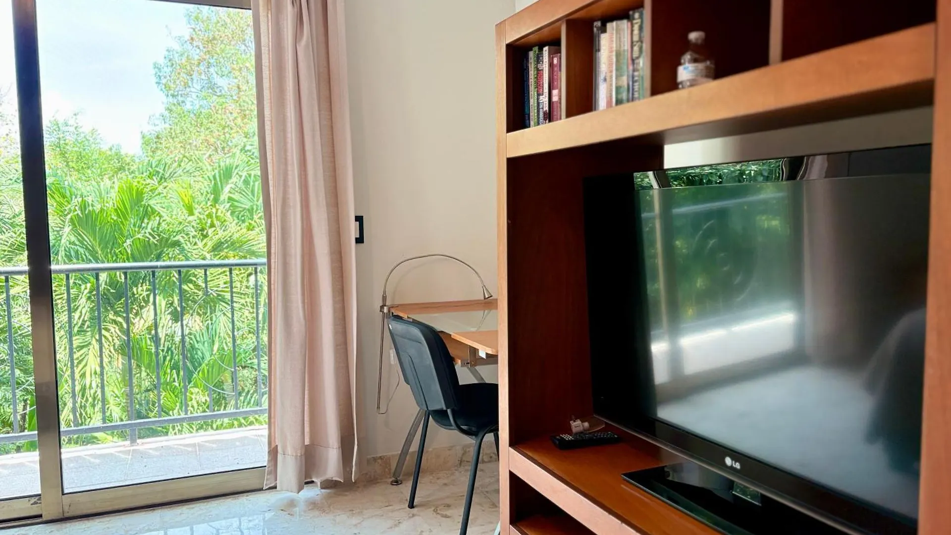 Luxury Oasis In Playacar - Tropical Pool Appartement Playa del Carmen